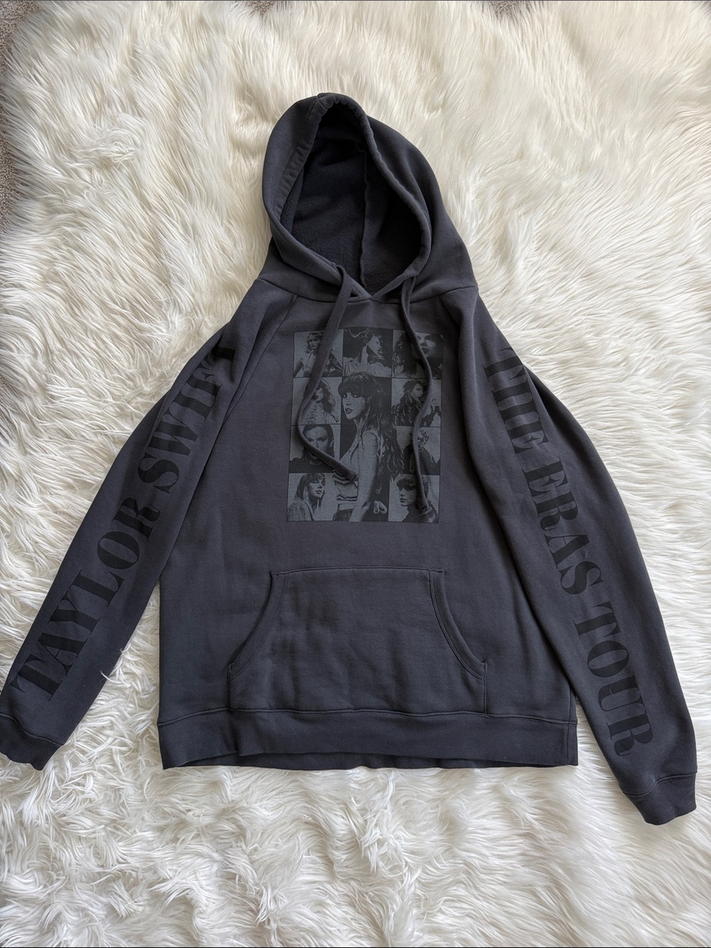 Taylor Swift "The Eras Tour" US Dates Dark Gray Hoodie Size L - Picture 4 of 15